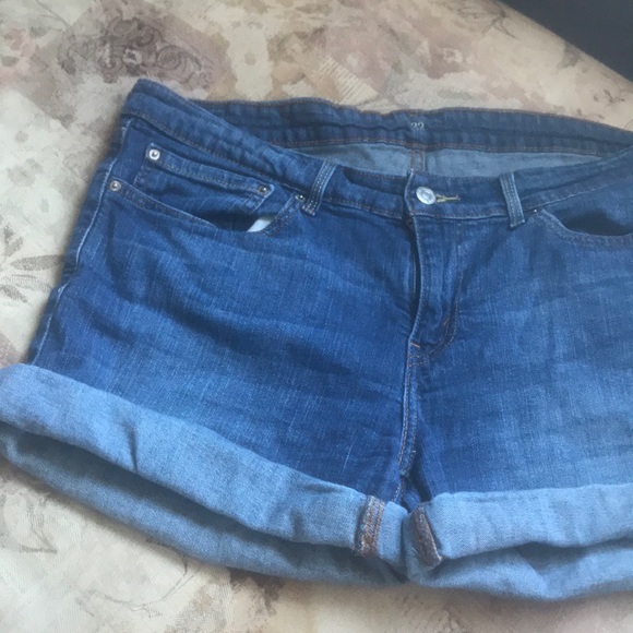 Levi’s Shorts - Picture 3 of 4